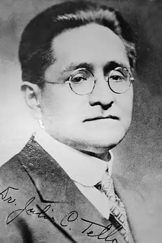 Хулио Тельо — магистрант Гарвардского университета (1910)