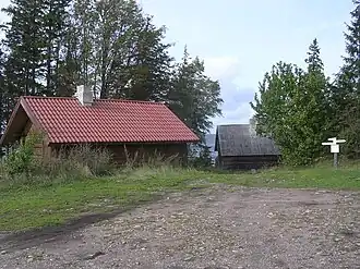 Рыбацкие домики на берегу моря