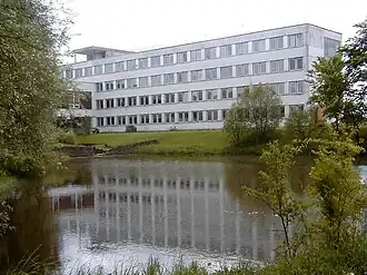 Средняя школа