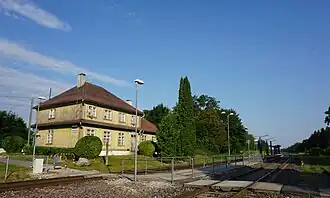 Станция Каарепере и здание вокзала