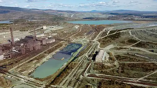 Аварийный прудок и земснаряд