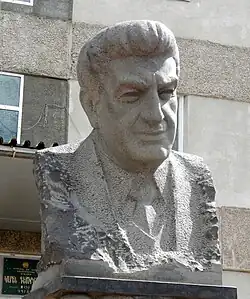 Бюст Карена Демирчяна (Ереван)
