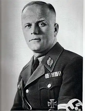 Карл Валь. Фотография из «Reichstagung in Nürnberg 1934»