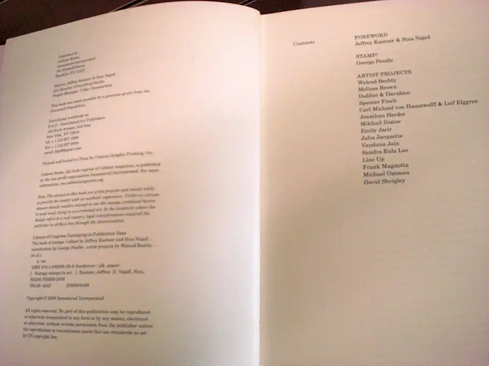 Выходные сведения (слева) и перечень представленных в книге авторов и их проектов артимарок (справа)