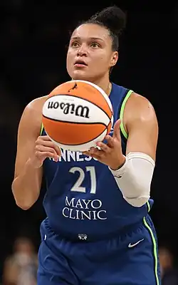 Макбрайд в игре за «Миннесота Линкс» против «Индиана Фивер» (10 сентября 2021 года)