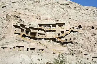 Вид на пещеры