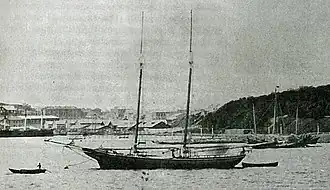 Шхуна «Крейсерок» в одной из гаваней Владивостока