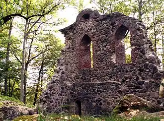 Фрагмент развалин замка