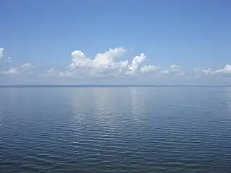 Куйбышевское водохранилище около Ульяновска