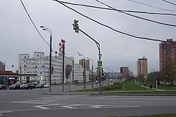 Пересечение Юровской улицы (справа) с Новокуркинским шоссе