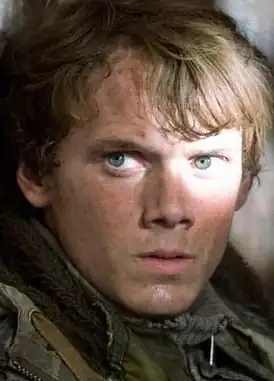 Антон Ельчин в роли Кайла Риза в фильме «Терминатор: Да придёт спаситель»