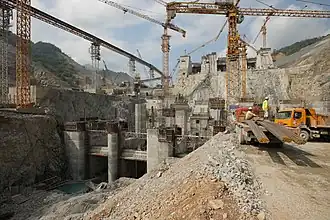 Строительство гидроузла Лайтяу