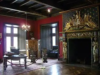 Внутренние интерьеры