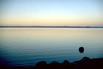 Озеро Лёйгарватн летом 1996 года