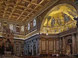 Трансепт и апсида