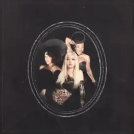 Обложка сингла Лисы при участии Doja Cat и Raye «Born Again» ()