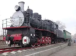 Паровоз ЭШ705-46 с вагоном