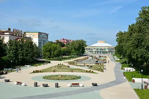 Вид на бульвар с моста на ул. Ленина. 2018 год