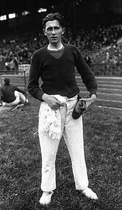 Клод Менар в 1926 году на чемпионате Франции