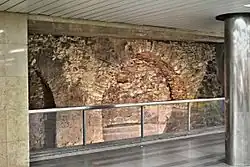 Опоры средневекового моста