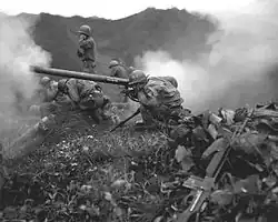 орудие М-20 во время Корейской войны.