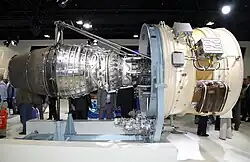 Авиадвигатель на международной аэрокосмической выставке МАКС 2013 в Жуковском.