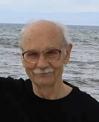 Фото Л.А.Чернозатонского на озере Байкал, июль 2022 года