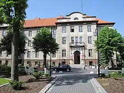 Старинный дом