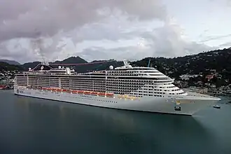 MSC Fantasia в Кастри, Сент-Люсия, 2017