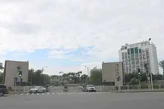 Основной въезд на территорию университета