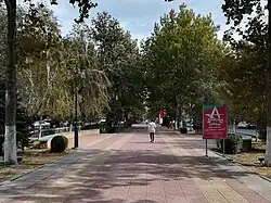 Бульварная часть проспекта