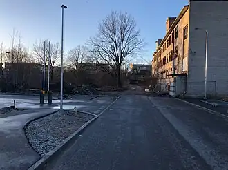 Граница между старой и новой отрезками улицы, март 2019 года