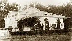 Усадьба Манзей в с. Берёзки (не сохр., фото нач. XX в.)
