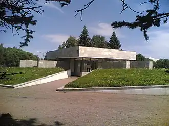 Здание музея мемориального комплекса