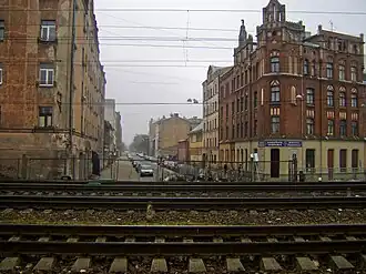 Вид улицы от железной дороги