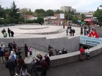 станция Церетели, беспавильонный вестибюль