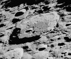 Кратер Милликен. Снимок с борта Аполлона-16.