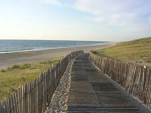 Самый отдалённый (в 6 км) пляж Мимизана (plage de Lespecier)