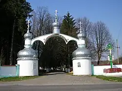 Ворота монастыря