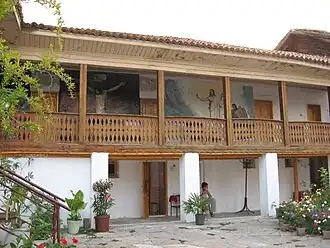 Одно из зданий монастыря