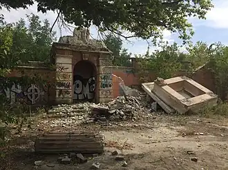 после разрушения в августе 2020 года