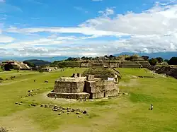 Здание Монте-Альбан. 200 гг. до н. э. — 200 гг. н.э.