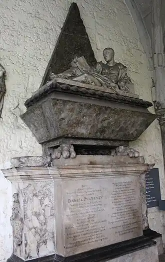 Надгробие сэра Дэниэла Палтни в Вестминстерском аббатстве
