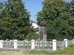 Памятник В. Г. Рязанову