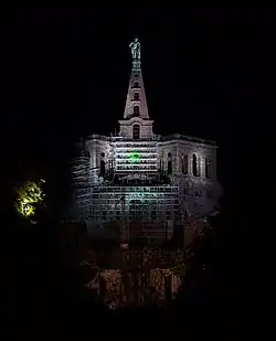 Ночной вид на памятник