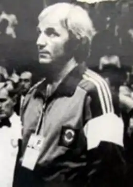 Владимир Моребис на церемонии награждения своего ученика Руслана Тарамова на Играх доброй воли 1986 года