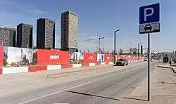 Вид на восток, к железной дороге. Апрель 2025 года