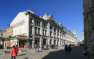 Вид на Никольские торговые ряды со стороны Красной площади