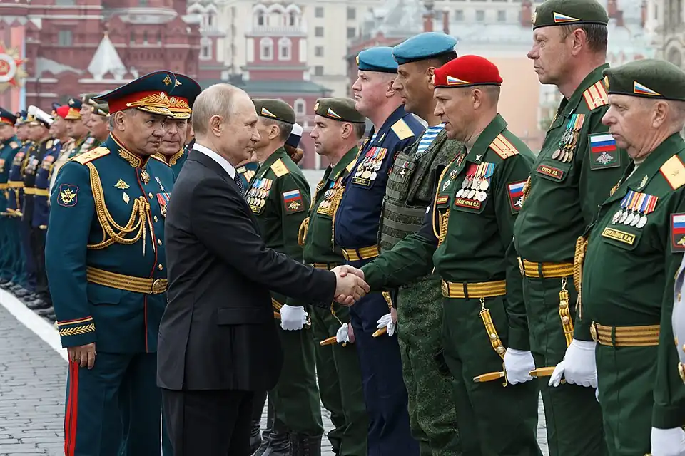 Гвардии полковник Селивёрстов по окончании военного парада на Красной площади 9 мая 2019 года