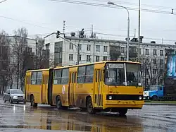 Автобус Ikarus 280.33 в окраске 1980-х, маршрут № 167